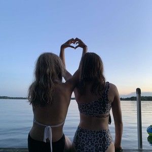 Meet your Posher, Amelia